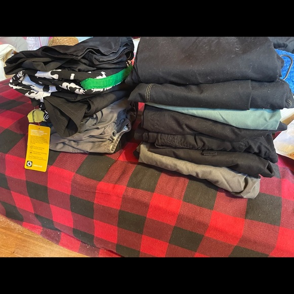 8 piece scrub bundle! - Picture 12 of 16